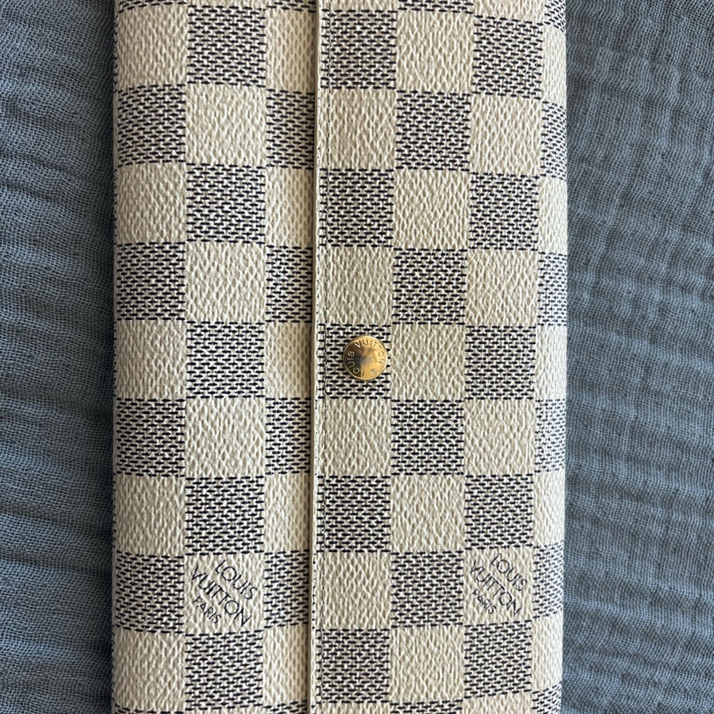 Louis Vuitton Sarah Azur Wallet - Picture 11 of 15